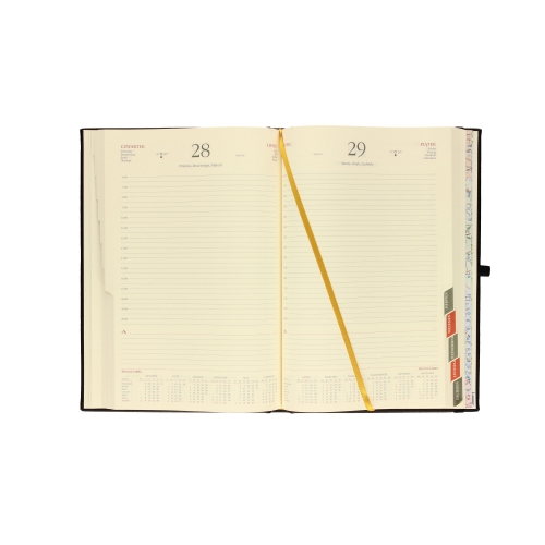 Kalendarz książkowy A4 Cross  gumka czarny A4D100RK Dzienny