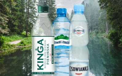 Woda źródlana, czy mineralna?